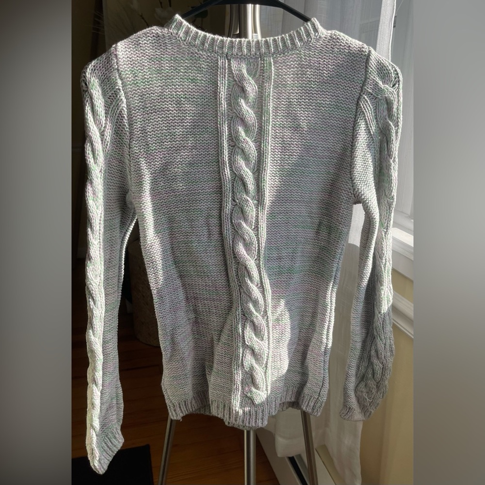 H&M Sweater - Picture 4 of 5